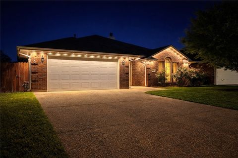 Photo of 805 Turtle Dove Trail, College Station, TX 77845 (MLS # 26004527)