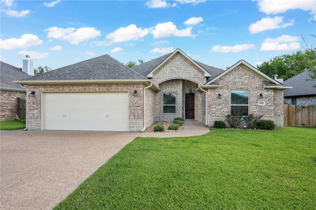 Photo of 3006 Embers Loop, Bryan, TX 77808 (MLS # 25010216)