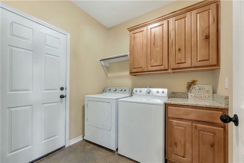 Tiny photo for 803 Hollow Bend Bnd, Caldwell, TX 77836 (MLS # 25011644)