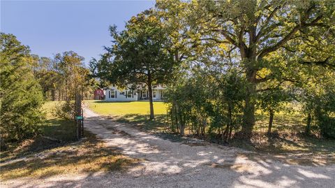 Tiny photo for 803 Hollow Bend Bnd, Caldwell, TX 77836 (MLS # 25011644)