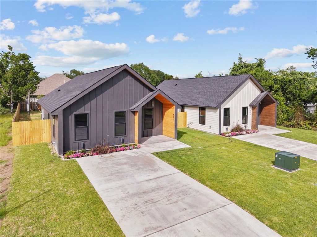 Photo of 503 Legion Court, Bryan, TX 77803 (MLS # 26006200)