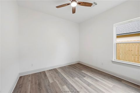 Tiny photo for 503 Legion Court, Bryan, TX 77803 (MLS # 26006200)