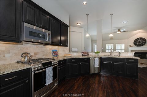 Tiny photo for 3045 Peterson Circle, Bryan, TX 77802 (MLS # 26001380)