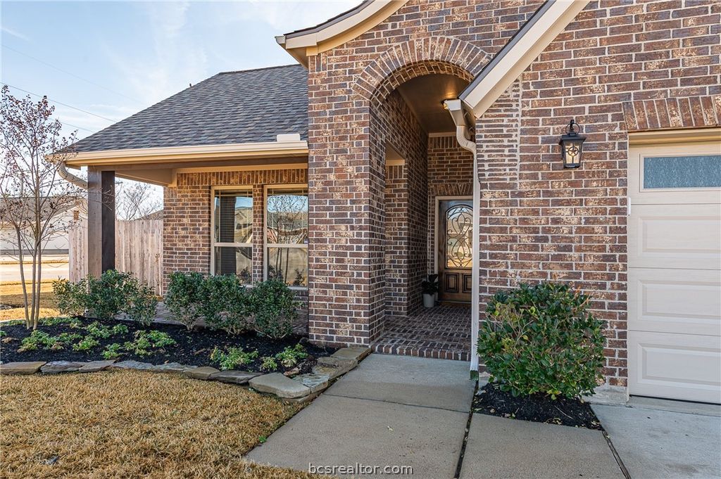 Photo of 3045 Peterson Circle, Bryan, TX 77802 (MLS # 26001380)
