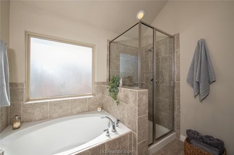 Tiny photo for 3045 Peterson Circle, Bryan, TX 77802 (MLS # 26001380)