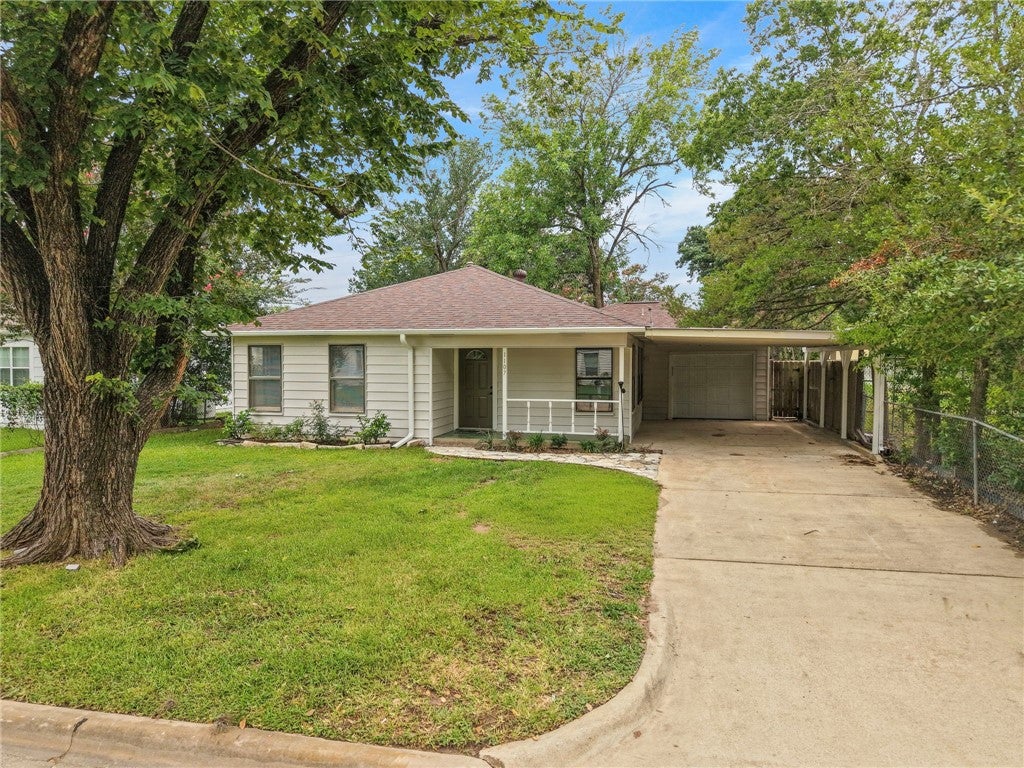 Photo of 1107 E 30th Street, Bryan, TX 77802 (MLS # 26009962)