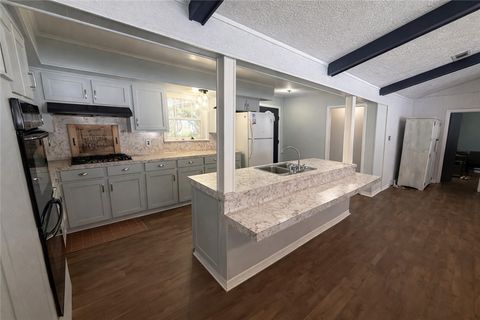 Tiny photo for 31 Hawaii Lane, Hilltop Lakes, TX 77871 (MLS # 26001269)