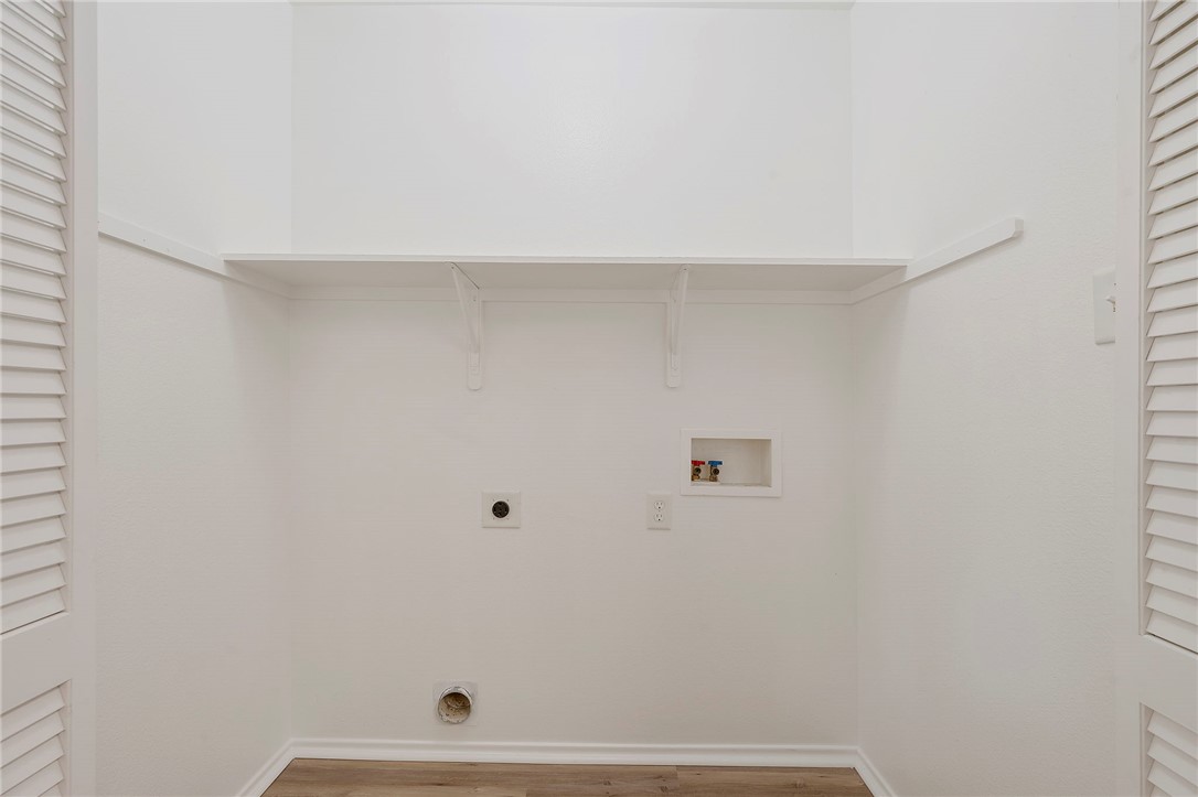 College Station, Texas 77845, United States, 3 Bedrooms Bedrooms, ,2 BathroomsBathrooms,Residential,Active,226920