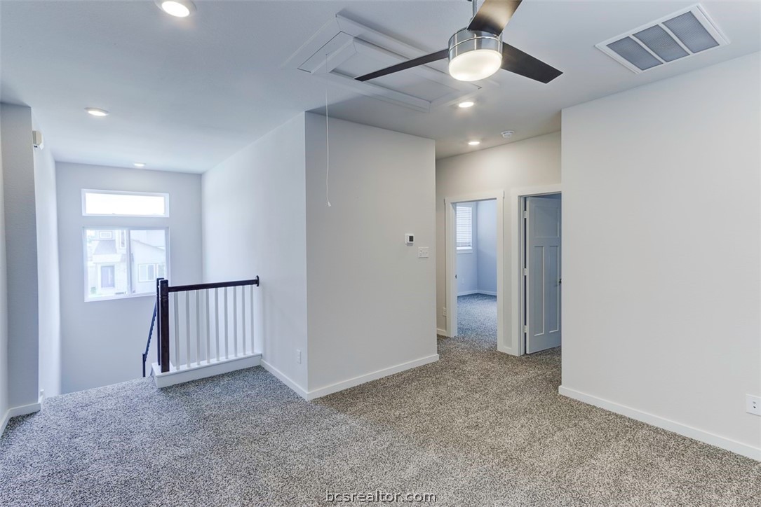 College Station, Texas 77845, United States, 3 Bedrooms Bedrooms, ,3 BathroomsBathrooms,Residential,Pending,53912