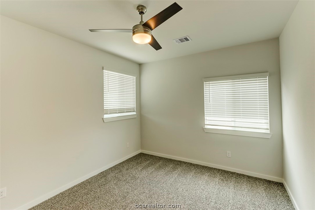 College Station, Texas 77845, United States, 3 Bedrooms Bedrooms, ,3 BathroomsBathrooms,Residential,Pending,53912