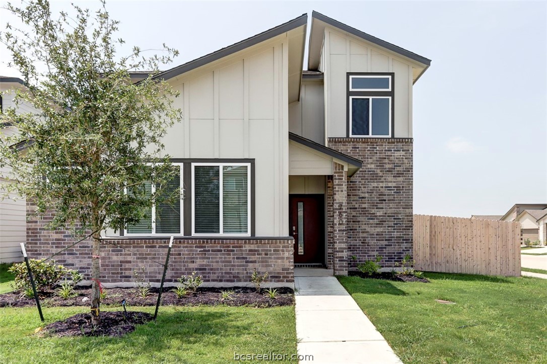 College Station, Texas 77845, United States, 3 Bedrooms Bedrooms, ,3 BathroomsBathrooms,Residential,Pending,53912