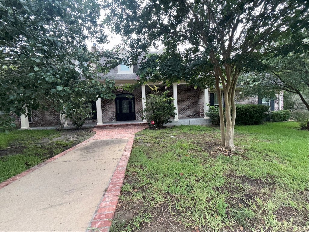 Photo of 3210 Elm Creek Court, Bryan, TX 77807 (MLS # 26009312)