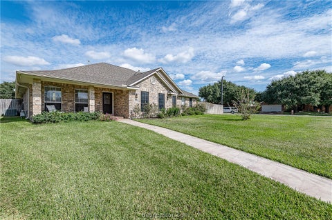Photo of 305 Gleeson Court, College Station, TX 77845 (MLS # 26012754)