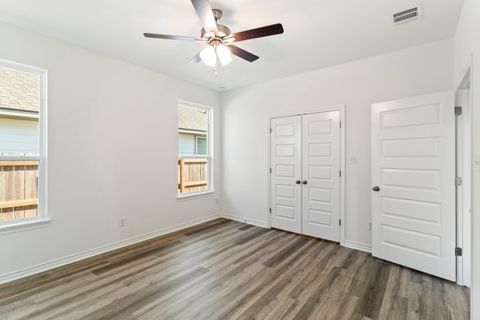 Tiny photo for 1924 Stubbs Drive, Bryan, TX 77807 (MLS # 25011106)