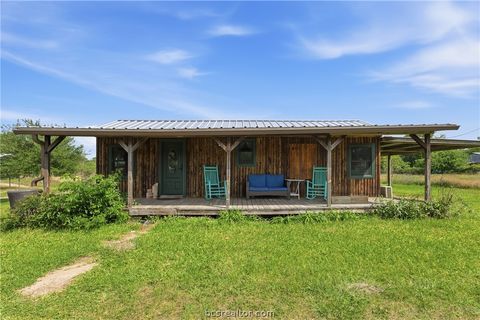 Tiny photo for 116 S Yaupon Drive, Somerville, TX 77879 (MLS # 26004870)