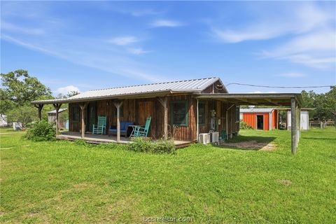 Photo of 116 S Yaupon Drive, Somerville, TX 77879 (MLS # 26004870)