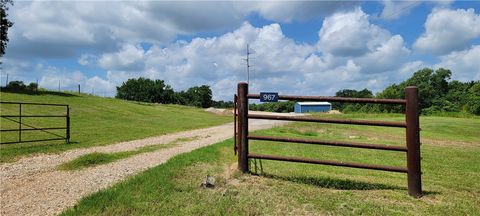 Tiny photo for 967 Little Mississippi Cemetery Road, Franklin, TX 77856 (MLS # 26006534)