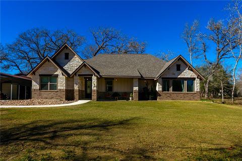 Photo of 651 County Road 379, Caldwell, TX 77836 (MLS # 26000698)