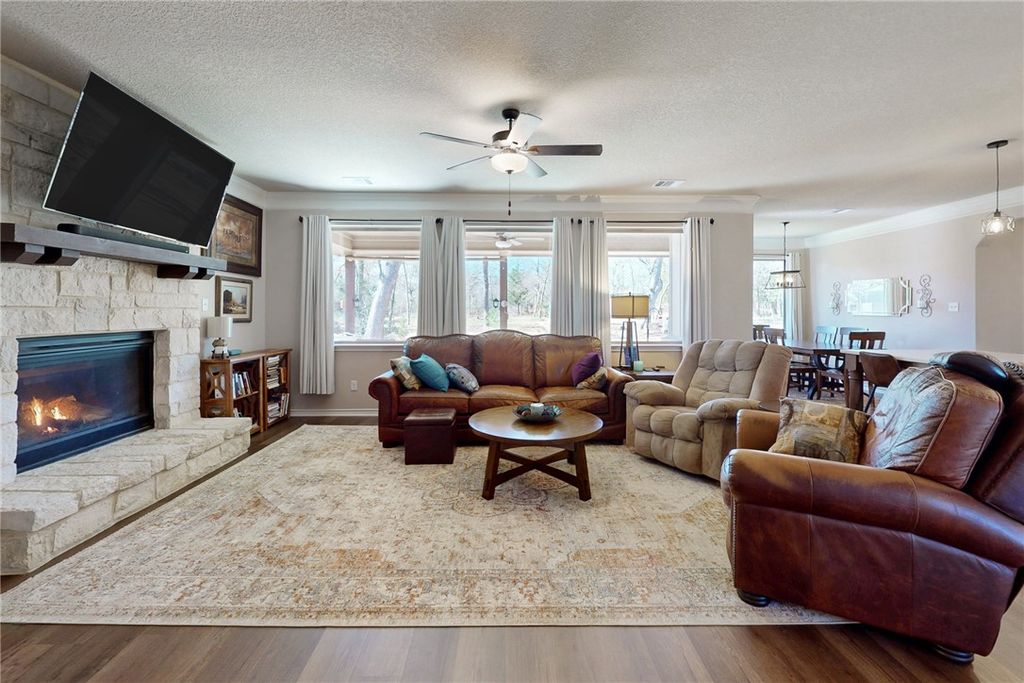 Photo of 651 County Road 379, Caldwell, TX 77836 (MLS # 26000698)