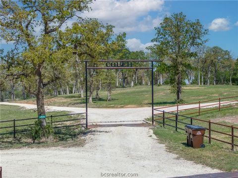 Tiny photo for 4500 Gibbs Ln Lane, Caldwell, TX 77836 (MLS # 26005999)