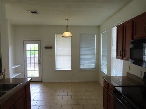 Tiny photo for 4115 McFarland Drive E #4115, College Station, TX 77845 (MLS # 26009762)