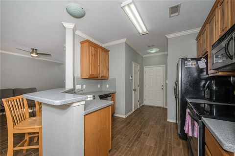 Tiny photo for 1425 W Villa Maria Road #103, Bryan, TX 77801 (MLS # 26001336)