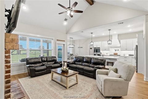 Tiny photo for 10547 Acacia Lane, Franklin, TX 77859 (MLS # 26012624)