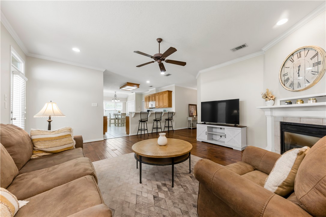 College Station, Texas 77845, United States, 3 Bedrooms Bedrooms, ,2 BathroomsBathrooms,Residential,Active,145415