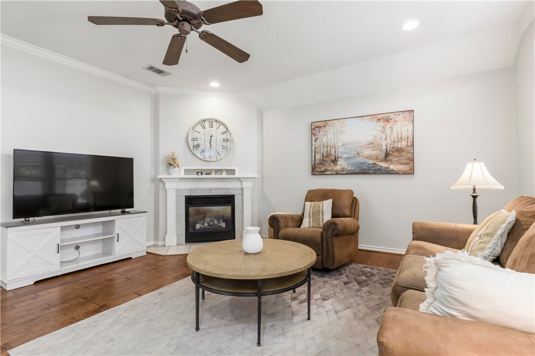 College Station, Texas 77845, United States, 3 Bedrooms Bedrooms, ,2 BathroomsBathrooms,Residential,Active,145415