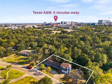 Photo of 309 E Brookside Drive E, Bryan, TX 77801 (MLS # 25011035)