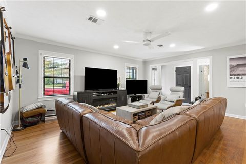 Tiny photo for 309 E Brookside Drive E, Bryan, TX 77801 (MLS # 25011035)
