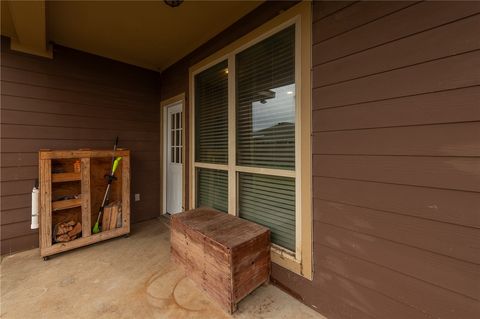Tiny photo for 2018 Stubbs Drive, Bryan, TX 77807 (MLS # 26000389)