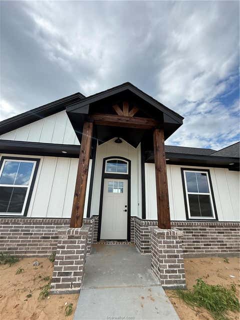 Tiny photo for 6423 Scenic View Trail, Bryan, TX 77808 (MLS # 26008729)