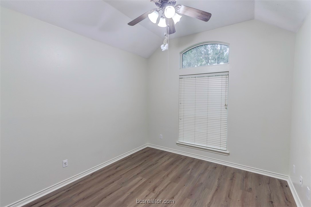 College Station, Texas 77845, United States, 3 Bedrooms Bedrooms, ,2 BathroomsBathrooms,Residential,Pending,57466