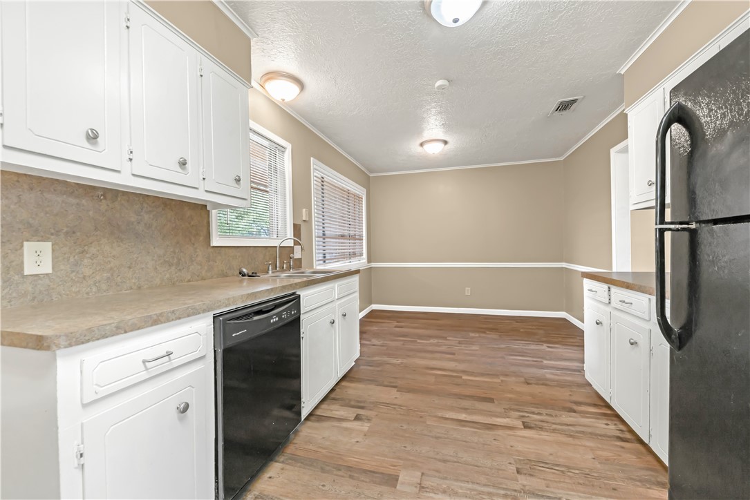College Station, Texas 77840, United States, 3 Bedrooms Bedrooms, ,2 BathroomsBathrooms,Residential,Active,162253