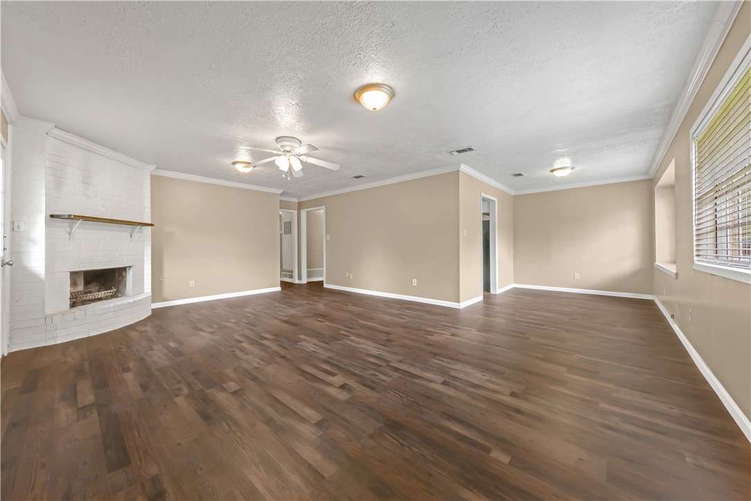 College Station, Texas 77840, United States, 3 Bedrooms Bedrooms, ,2 BathroomsBathrooms,Residential,Active,162253