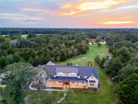 Photo of 27201 Double Culvert Road, Hempstead, TX 77445 (MLS # 26011884)