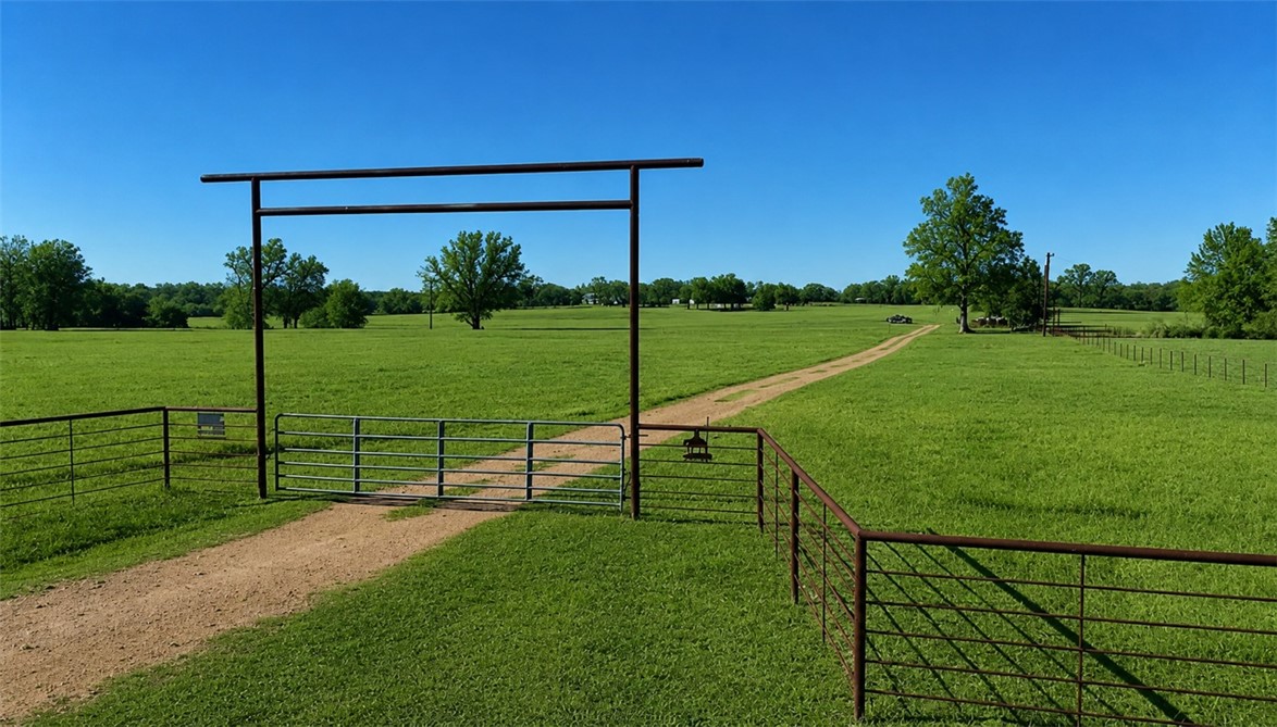 13541 E US Hwy 79 (+/-29 acres)