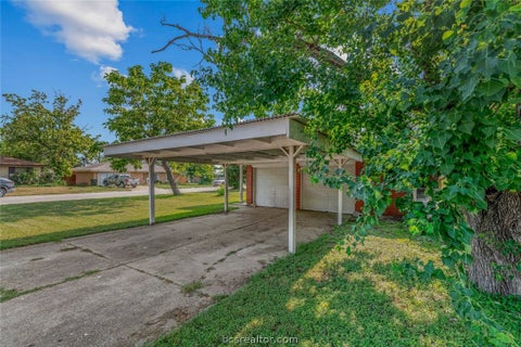 Tiny photo for 1811 Rose Street, Bryan, TX 77802 (MLS # 26012523)