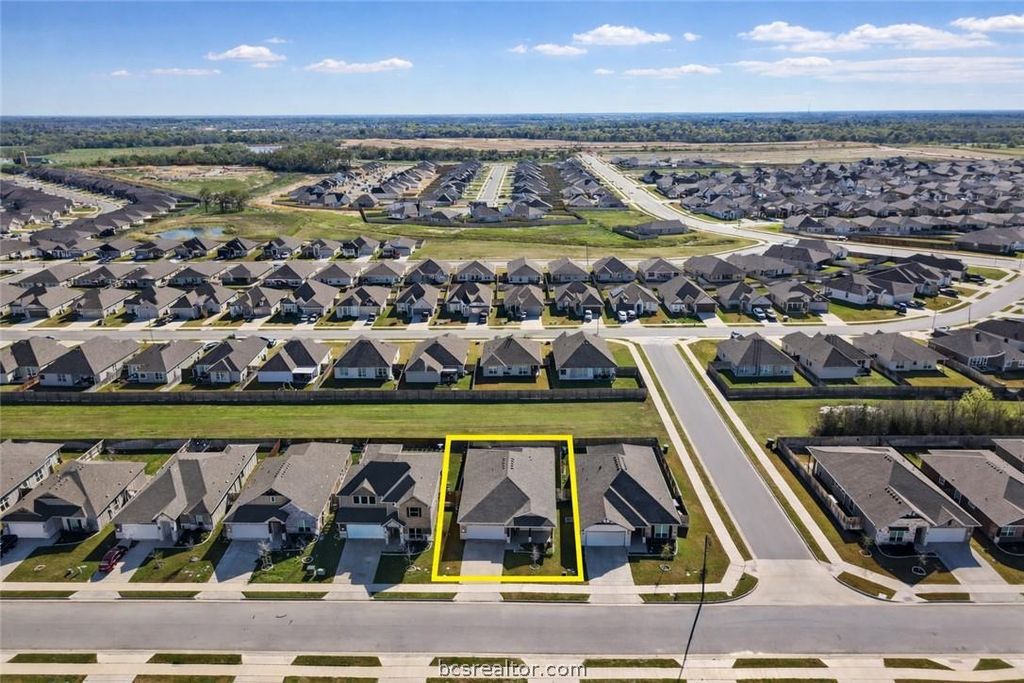 Photo of 1967 Lili Cove, Bryan, TX 77807 (MLS # 26005465)