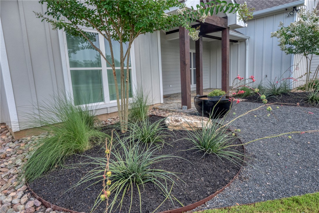 7105 Watermelon Road