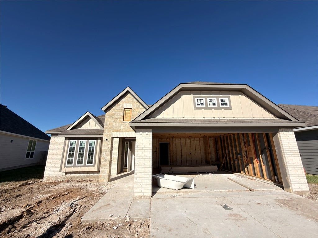 Photo of 1382 Kingsgate Drive, Bryan, TX 77807 (MLS # 25011429)