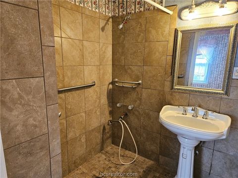 Tiny photo for 716 Dogwood, Robinson, TX 76706 (MLS # 26002930)