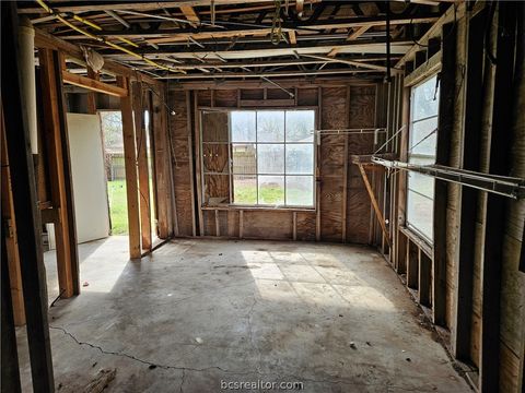 Tiny photo for 716 Dogwood, Robinson, TX 76706 (MLS # 26002930)