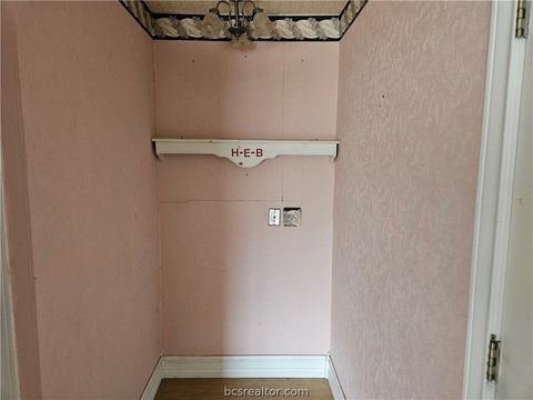 Tiny photo for 716 Dogwood, Robinson, TX 76706 (MLS # 26002930)