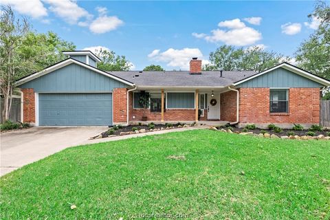 8102 Bunker Hill Court, College Station, TX 77845 - MLS#: 24007488