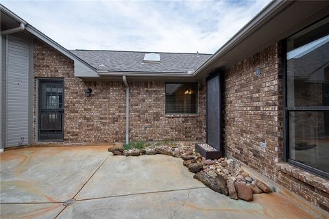 Tiny photo for 9101 Waterford Drive, College Station, TX 77845 (MLS # 25011171)