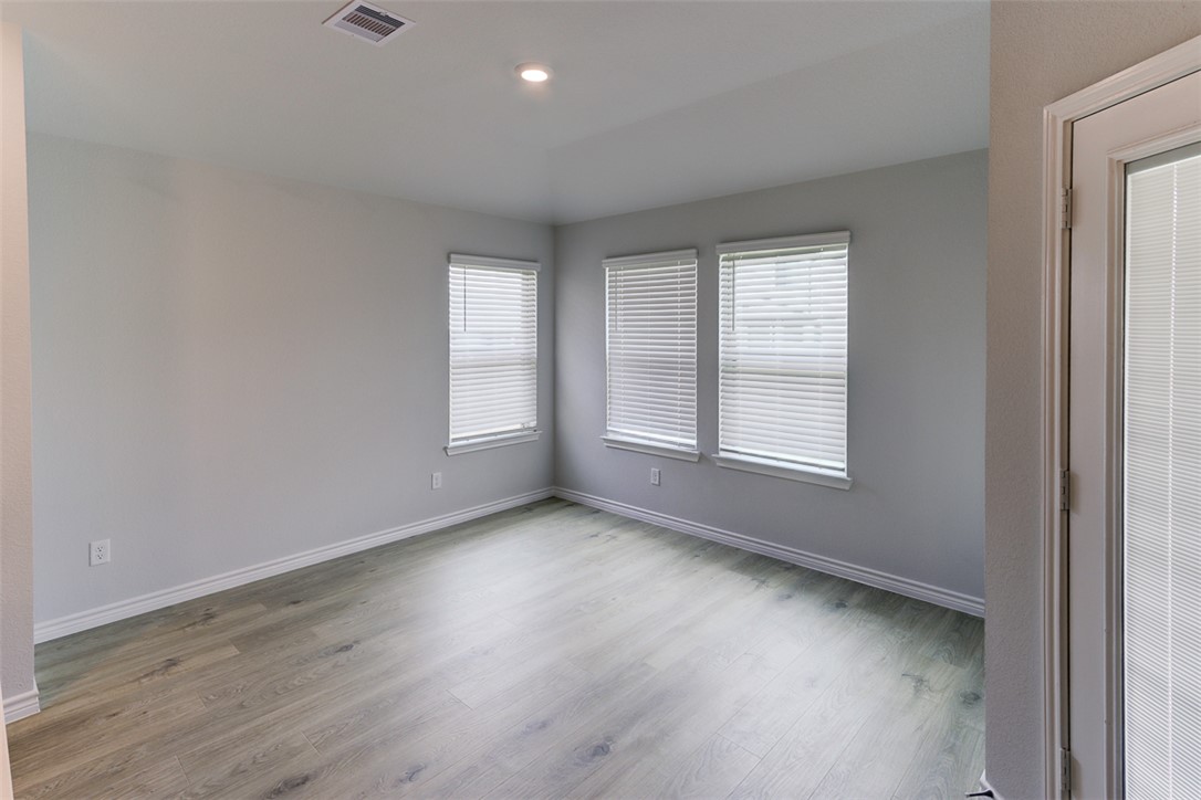 College Station, Texas 77845, United States, 4 Bedrooms Bedrooms, ,3 BathroomsBathrooms,Residential,Active,116157