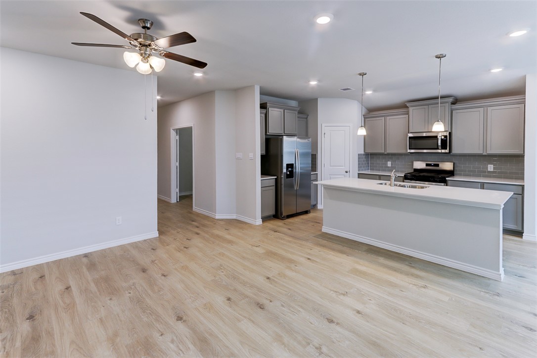 College Station, Texas 77845, United States, 4 Bedrooms Bedrooms, ,3 BathroomsBathrooms,Residential,Active,116157