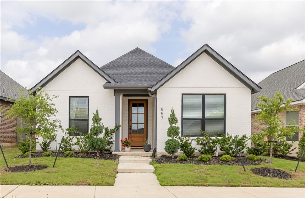 Photo of 857 Double Mountain Road, College Station, TX 77845 (MLS # 26004560)